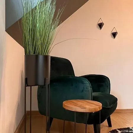 Apartamento H-85 Level 5/10 *