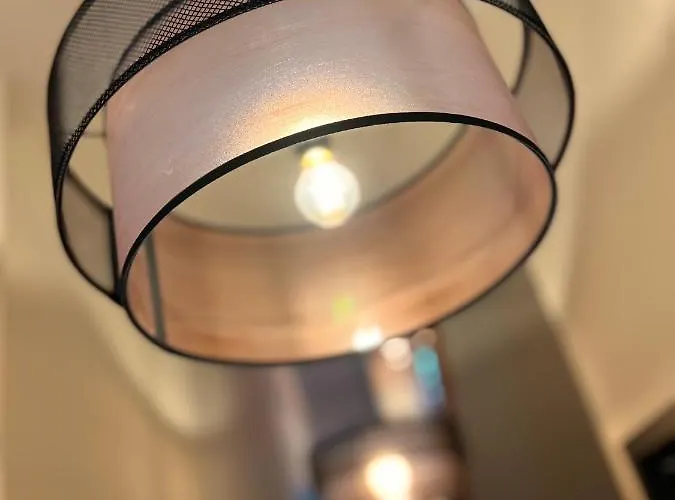 H-85 Level 5/10 * كوبلنس