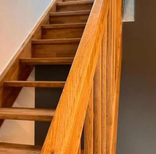 H-85 Level 5/10 * كوبلنس