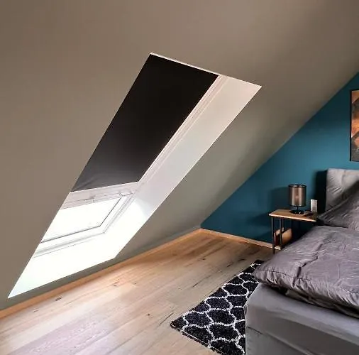 H-85 Level 5/10 * كوبلنس